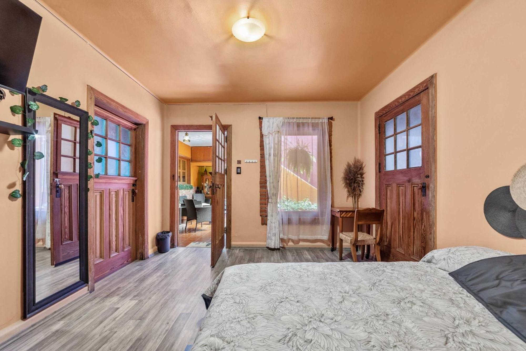 Charming 2-Bedroom Retreat In Lomas De Bezares Mexico City Exteriör bild