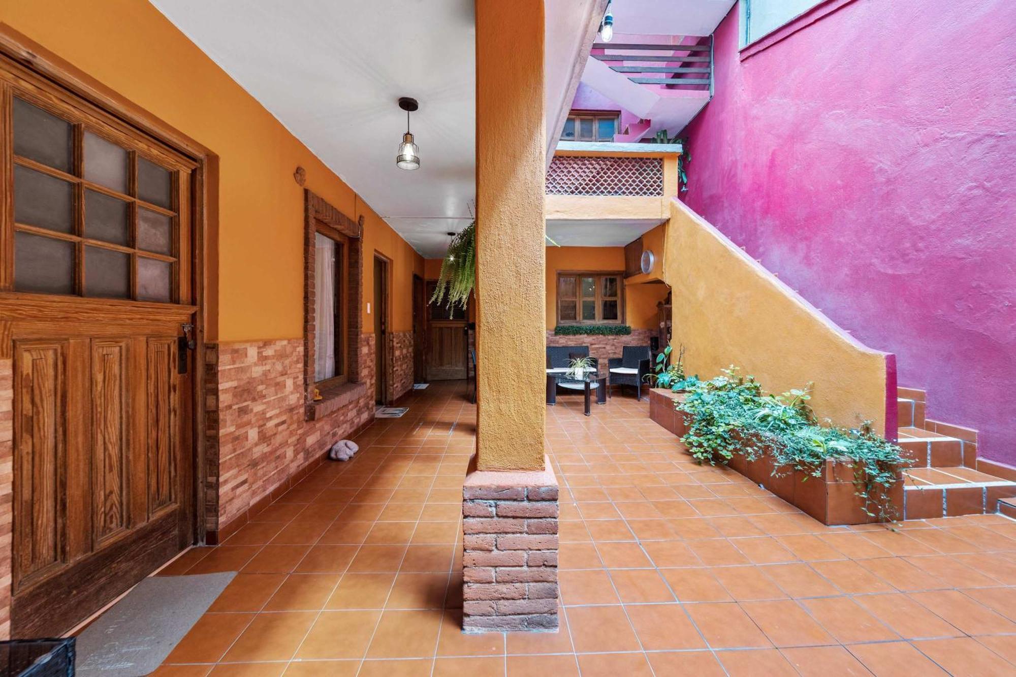 Charming 2-Bedroom Retreat In Lomas De Bezares Mexico City Exteriör bild